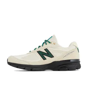 Made in USA 990v4 - Macadamia Nut / Black