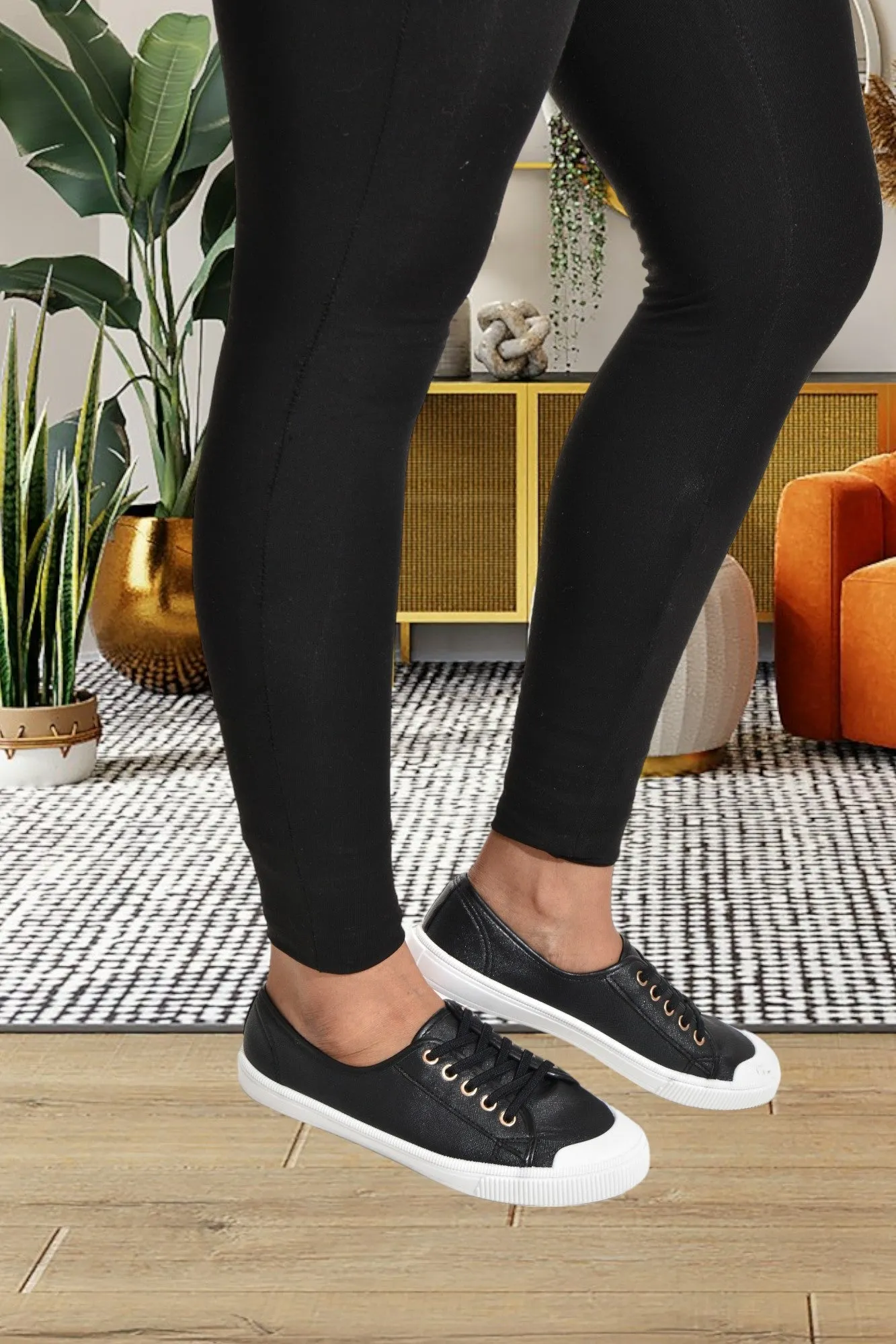 New Look Black Lace Up Sneaker
