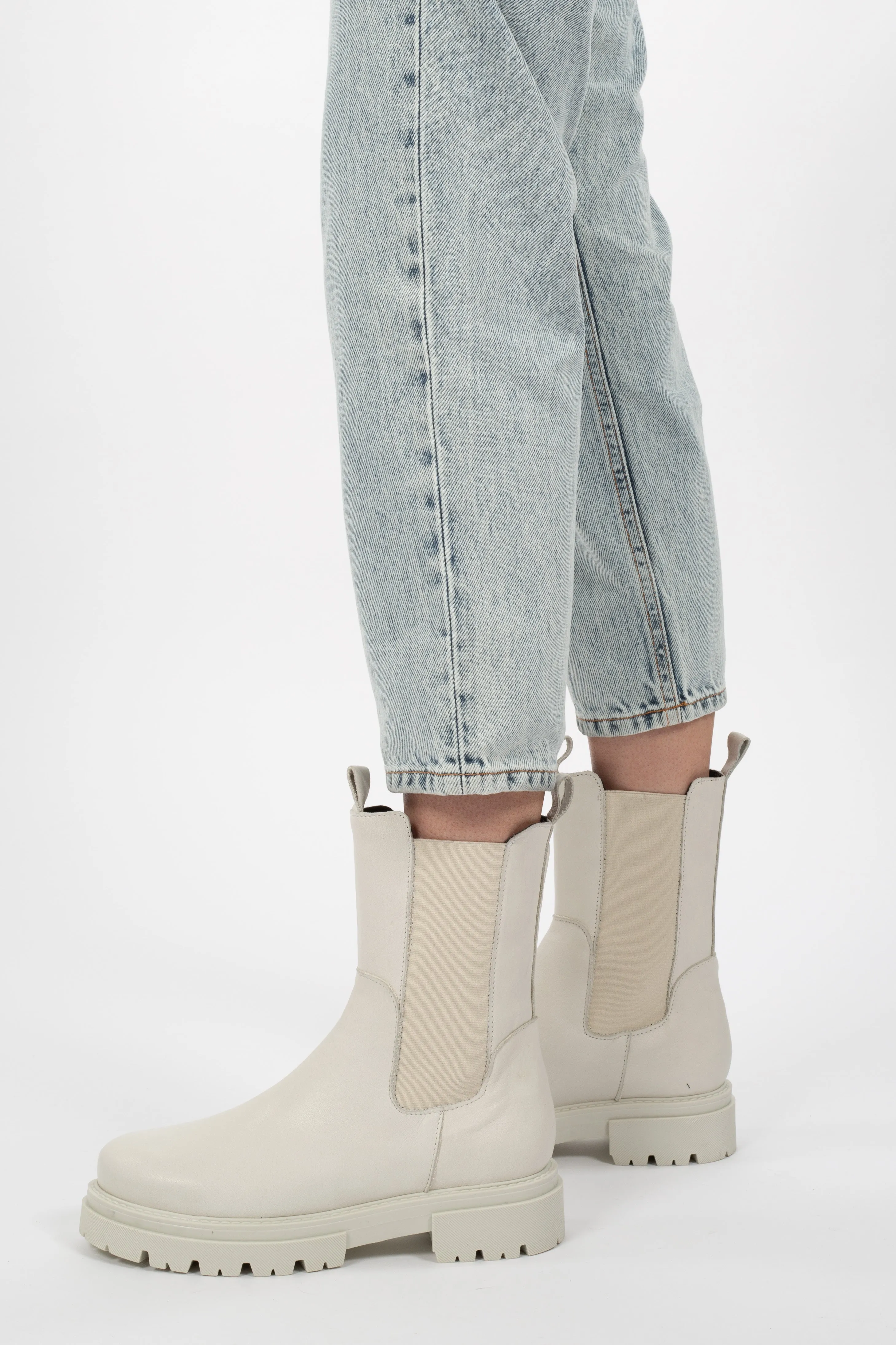 Prima New Sauvage - White