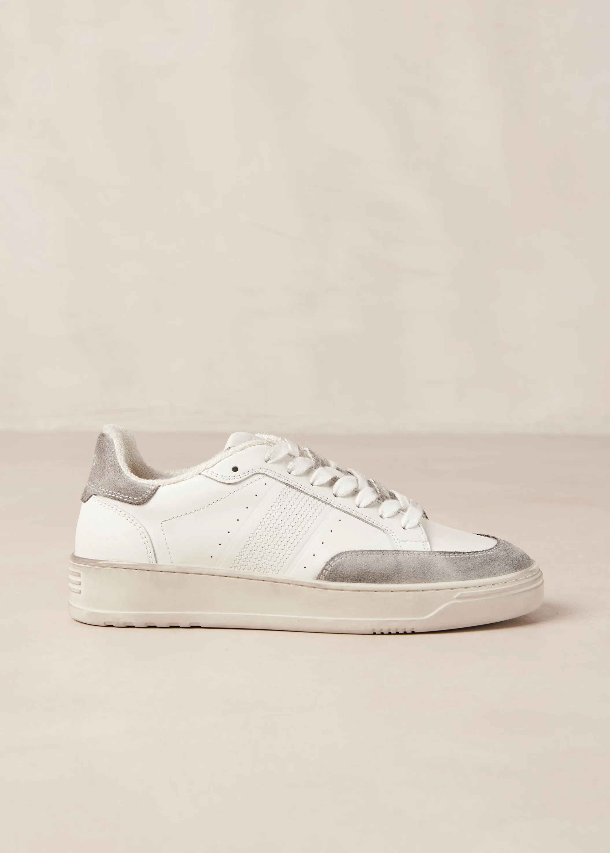 Tb.780 Suede Dusty Light Grey Leather Sneakers