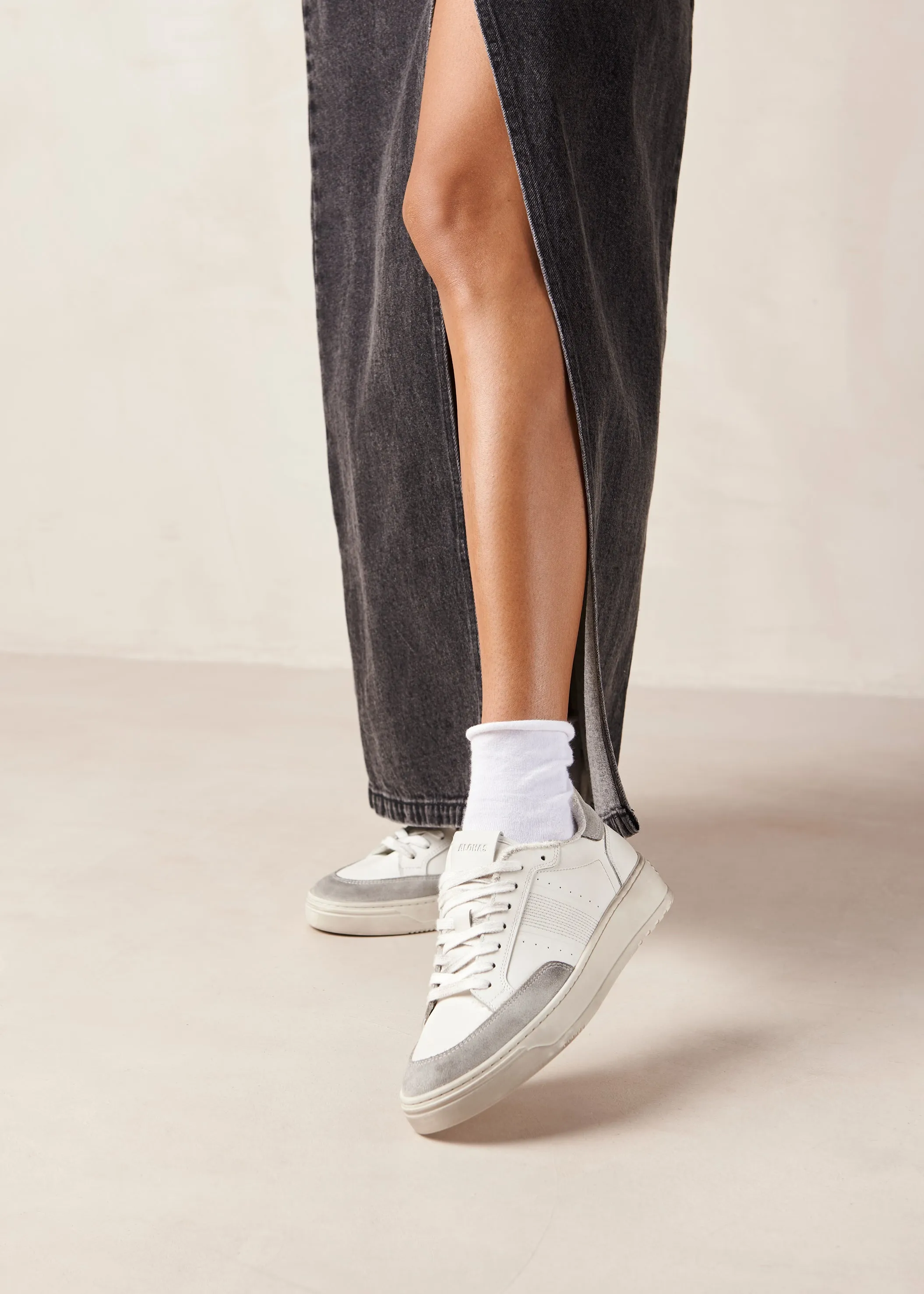 Tb.780 Suede Dusty Light Grey Leather Sneakers