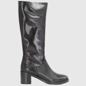 Women's heeled equestrian boot in calf leather nero (GC2599)